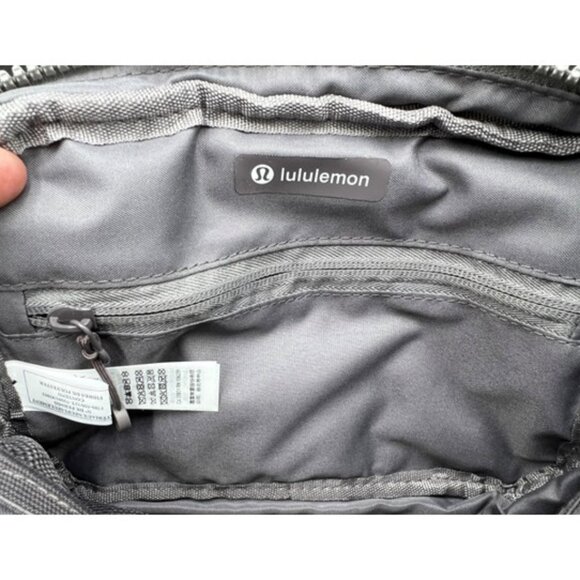 NWT-Lululemon Quilted Grid Belt Bag - 1.5L - Sage Gray - Picture 9 of 13